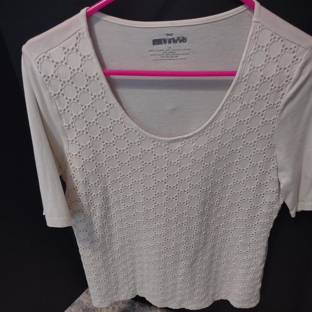 Women's white top